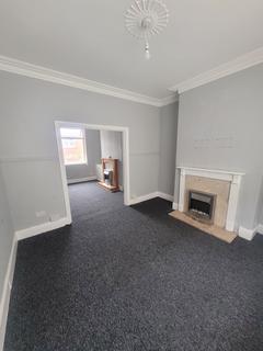 2 bedroom terraced house to rent, Kilburn Street, Shildon DL4
