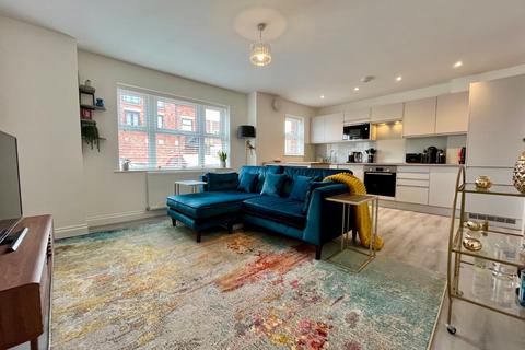 2 bedroom flat for sale, Albert Place, Marple, Stockport, SK6
