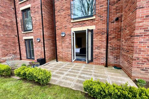 2 bedroom flat for sale, Albert Place, Marple, Stockport, SK6