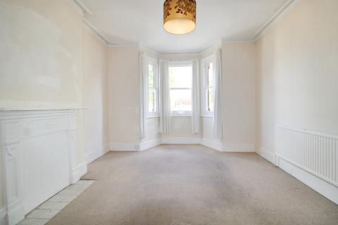 2 bedroom apartment for sale, 74 Osborne Road,  Farnborough , GU14
