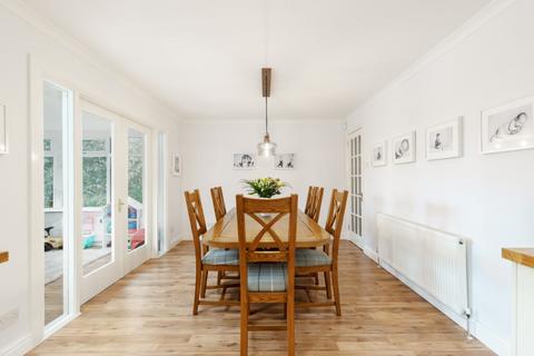 13 Ashburnham Gardens, South Queensferry, EH30 9LB