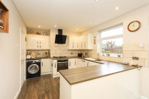 16 Cooke Close, Old Tupton, Chesterfield, S42 6JE