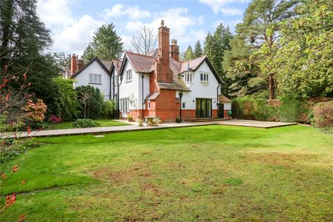 4 bedroom house for sale, Botany Hill, The Sands, Farnham, Surrey, GU10