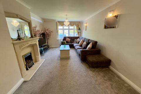 5 bedroom house for sale, Thong Lane, Gravesend DA12