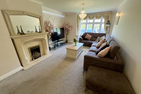 5 bedroom house for sale, Thong Lane, Gravesend DA12