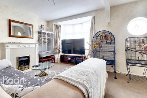 5 bedroom semi-detached house for sale, Upminster Road South, Rainham