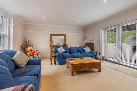 4 bedroom end of terrace house for sale, Belmont Road, Torquay