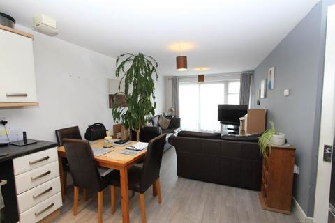 2 bedroom flat to rent, Bircham Road, Southend On Sea