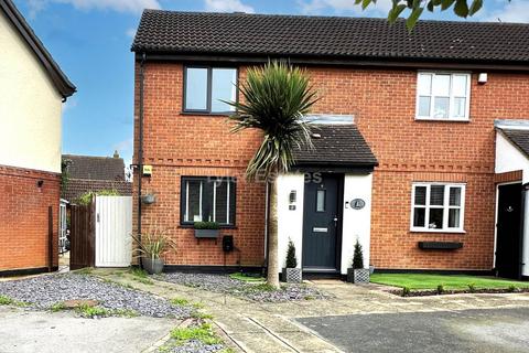 2 bedroom end of terrace house for sale, Box Close, Basildon SS15