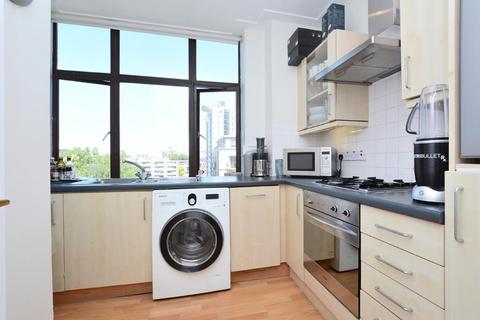 2 bedroom flat to rent, Bridgewater Square, London, EC2Y