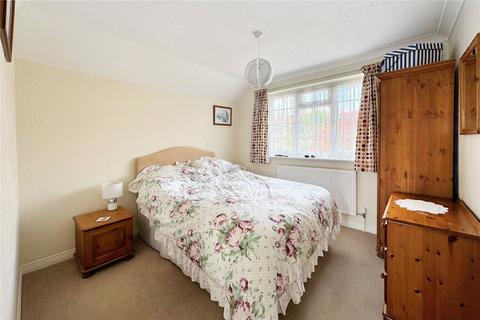 2 Ashdown Close, Angmering, Littlehampton, BN16 4DZ