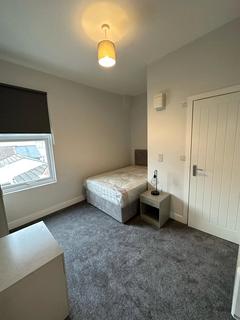 4 bedroom terraced house to rent, Middlesbrough TS1