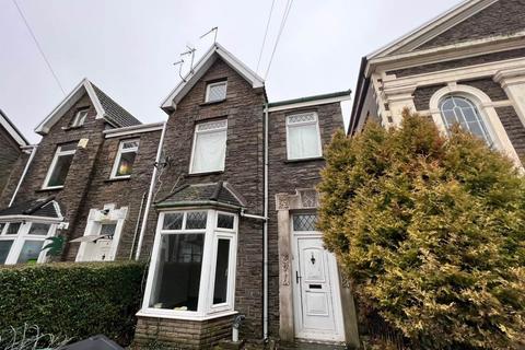 2 bedroom house to rent, London Road, Neath,