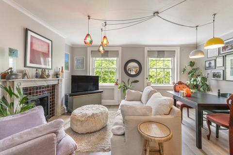 30a Canonbury Square, London, N1 2AL