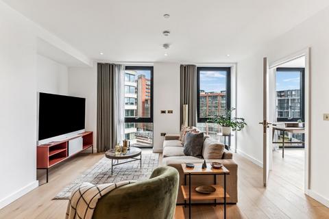 3 bedroom flat to rent, Camley Street, KIngs Cross, London