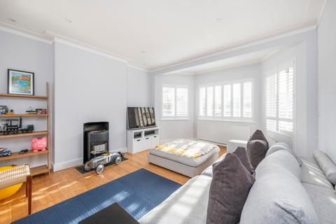 2 bedroom flat for sale, Roehampton Close, London