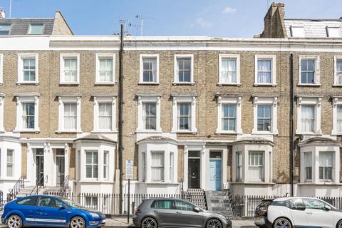 3 bedroom flat for sale, Harwood Road, London