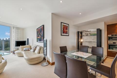 2 bedroom flat for sale, Lanson Building, Chelsea Bridge Wharf, London, SW11