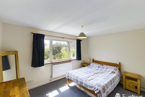 4 bedroom detached bungalow for sale, 5 Mitchells Close, Woodfalls, Salisbury
