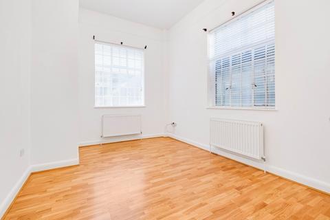 1 bedroom apartment to rent, Upper Woburn Place London WC1H