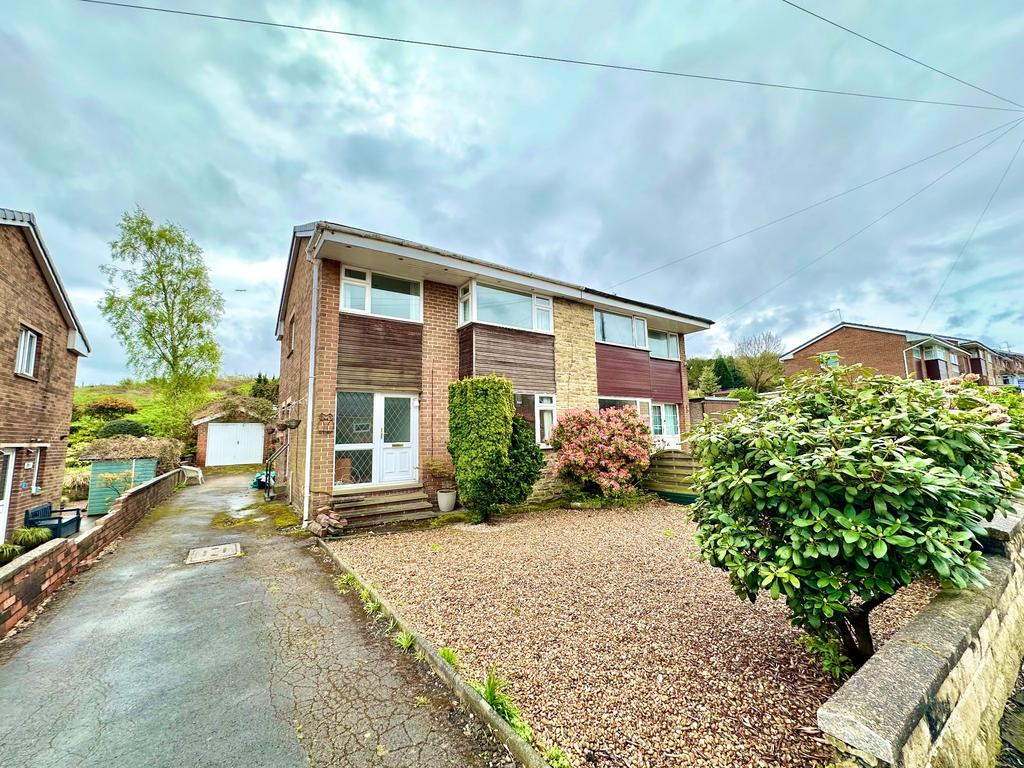 Freeman Drive Rastrick Carr Green Drive, Rastrick, ... 3 bed semi-detached house - £225,000