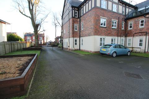 2 bedroom apartment to rent, Manchester Road, Hopwood Manor, OL10