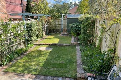 undefined, Miles Place, Lightwater GU18
