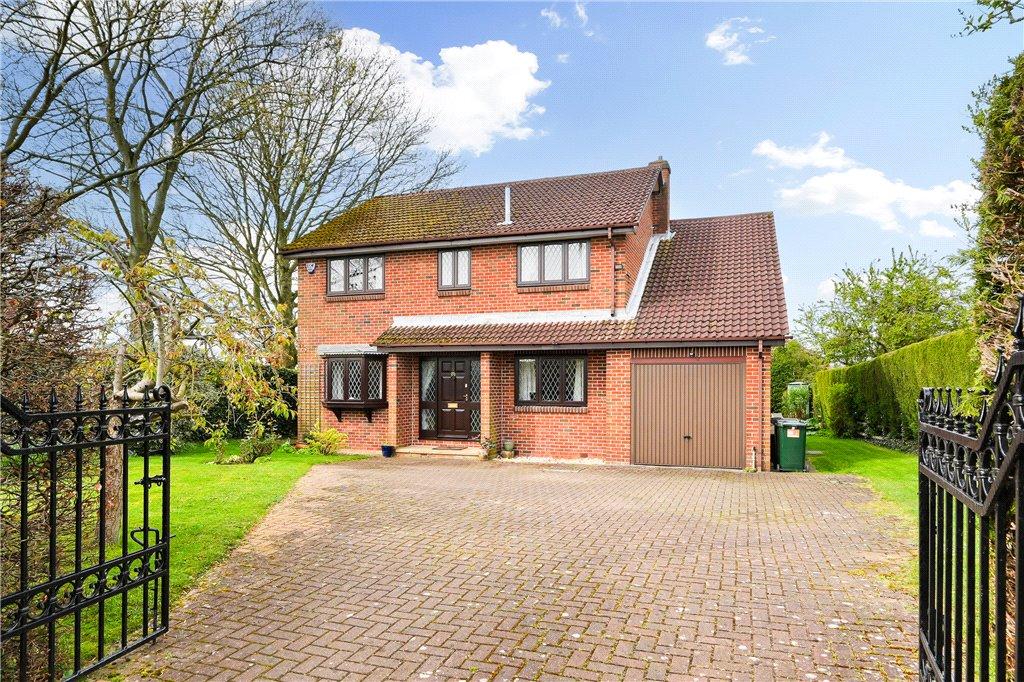 Lumby Hill, Monk Fryston, Leeds 4 bed detached house for sale £550,000