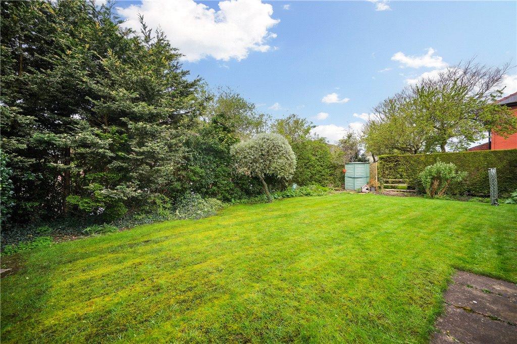 Lawned Garden