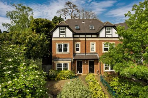 3 bedroom semi-detached house for sale, Oatlands Avenue, Weybridge, Surrey, KT13