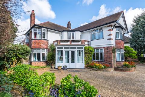 4 bedroom detached house for sale, Tuddenham Road, Ipswich, Suffolk, IP4