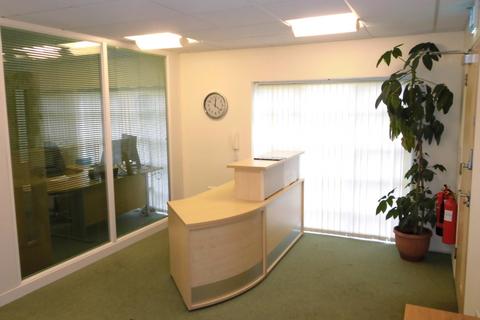 Office to rent, Ventura Park, Carterton OX18