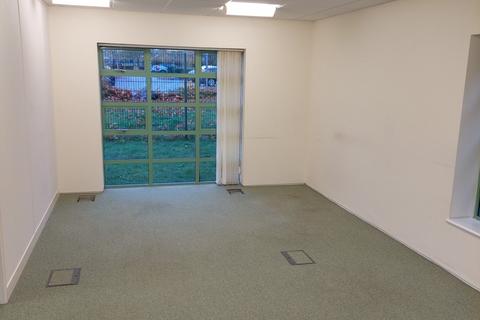 Office to rent, Ventura Park, Carterton OX18