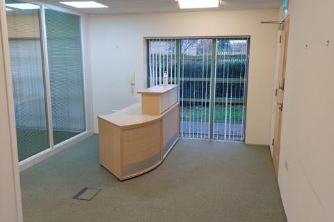 Office to rent, Ventura Park, Carterton OX18