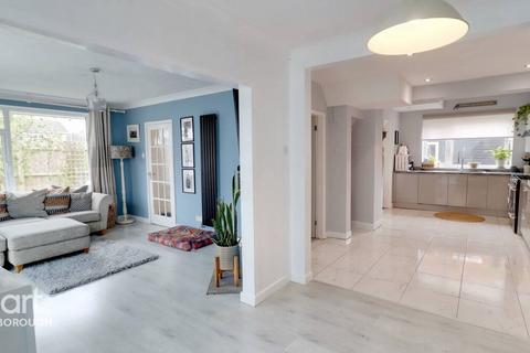 12 Beech Road, Glinton, Peterborough, PE6 7LA