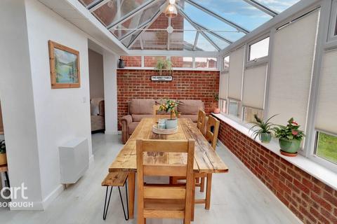 12 Beech Road, Glinton, Peterborough, PE6 7LA