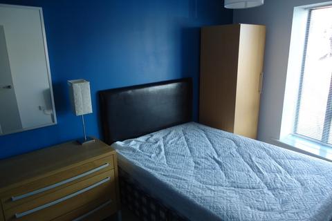 2 bedroom flat to rent, Marshall Street, Leeds, West Yorkshire, UK, LS11