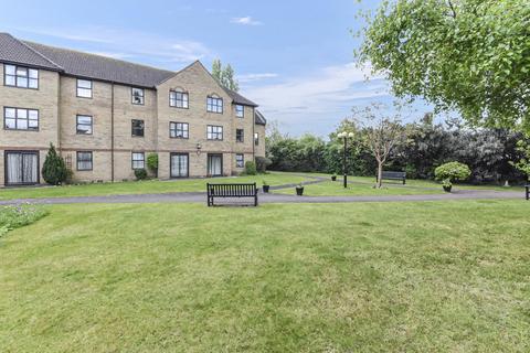 1 bedroom flat for sale, Whiltshire Court, Pittman Gardens, IG1