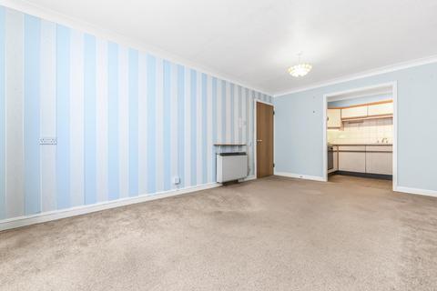 1 bedroom flat for sale, Whiltshire Court, Pittman Gardens, IG1