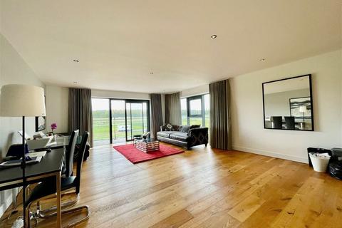 2 bedroom flat to rent, Kingman Way, Newbury RG14