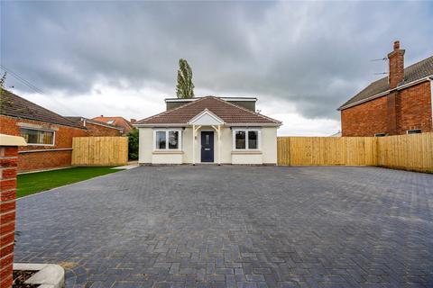 5 bedroom detached house to rent, Louth Road, Holton-le-Clay, Grimsby, Lincolnshire, DN36