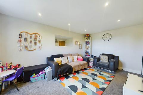2 bedroom apartment for sale, Malin Court, Boxmoor