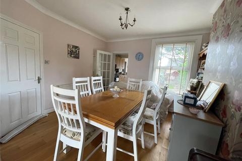 39 Church Road, Rayleigh, SS6 8PL