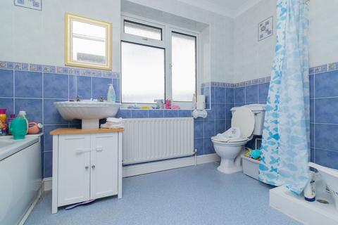 15 Dence Park, Herne Bay, CT6 6BQ