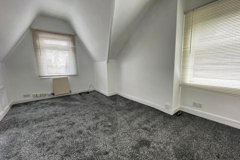 1 bedroom flat to rent, Kirkstall Avenue, Kirkstall, Leeds, LS5