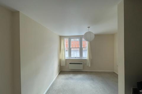 1 bedroom flat to rent, The High Street, Bedford