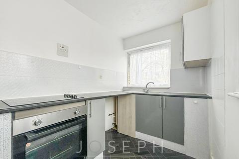 2 bedroom flat to rent, Chevallier Street, Ipswich, IP1