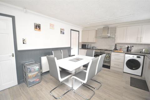 3 bedroom terraced house for sale, Whitfield Square, Leeds, West Yorkshire
