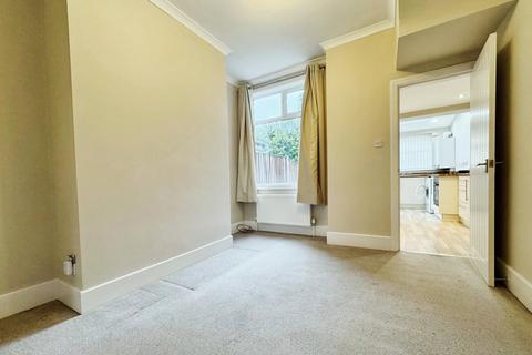 2 bedroom terraced house to rent, Countess Road, Didsbury, Manchester, M20