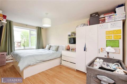 2 bedroom maisonette for sale, Ipswich Road, Colchester, Essex